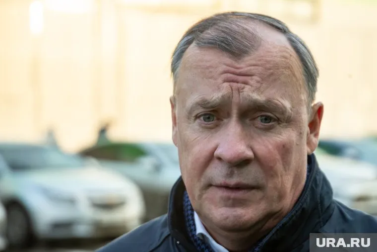 Алексей Орлов, по его словам, постоянно на связи с дорожными службами