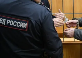 Полицейского по делу telegram-канала Baza арестовали