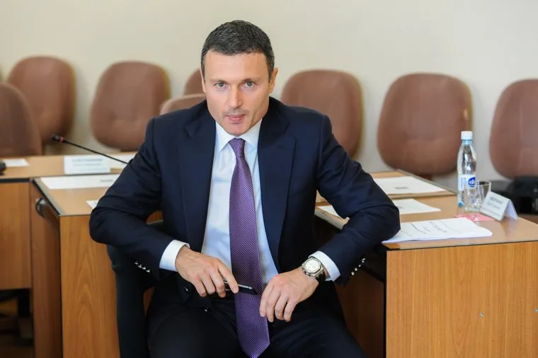 Первое заседание Челябинской городской думы второго созыва, где выбрали председателя, его заместителей и руководителей комиссий. Челябинск