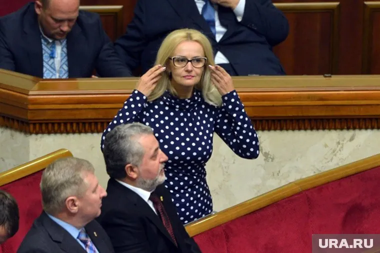 Во Львове началась спецоперация по задержанию преступника, который совершил выстрел в Ирину Фарион, сообщила полиция области