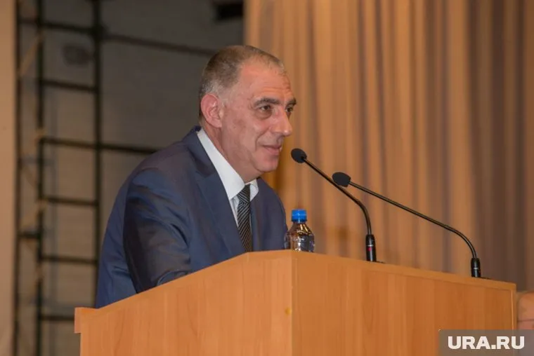 Утверждения в должности новый ректор ждал с прошлого года