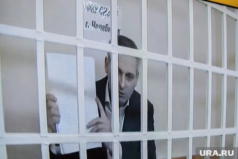 Константин Цыбко назвал абсурдной версию обвинения о взятке. С таким же успехом можно обвинить хоть губернатора