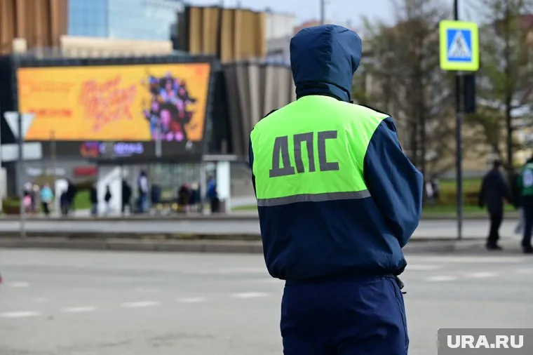 Дорожных полицейских переводят на усиленный режим работы