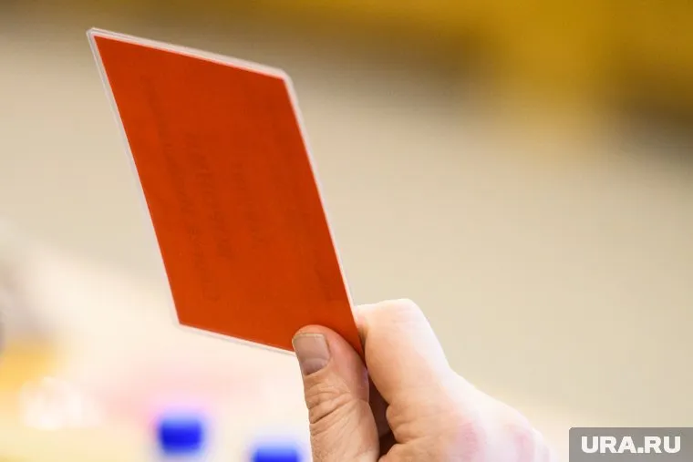 Госдума сняла мандат с депутата за систематические прогулы