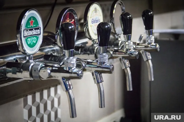 Курганские депутаты поддержали «наливайки», которые закроют. Бизнесу выдадут по миллиону рублей