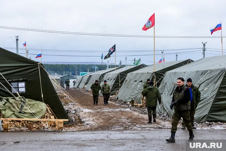 Евгений Пригожин посетил пленных ВСУ и поздравил их с Новым годом