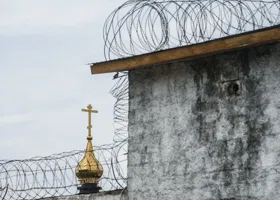 Экс-начальника ИВС из Ноябрьска отправят в тюрьму за махинации с наркотиками