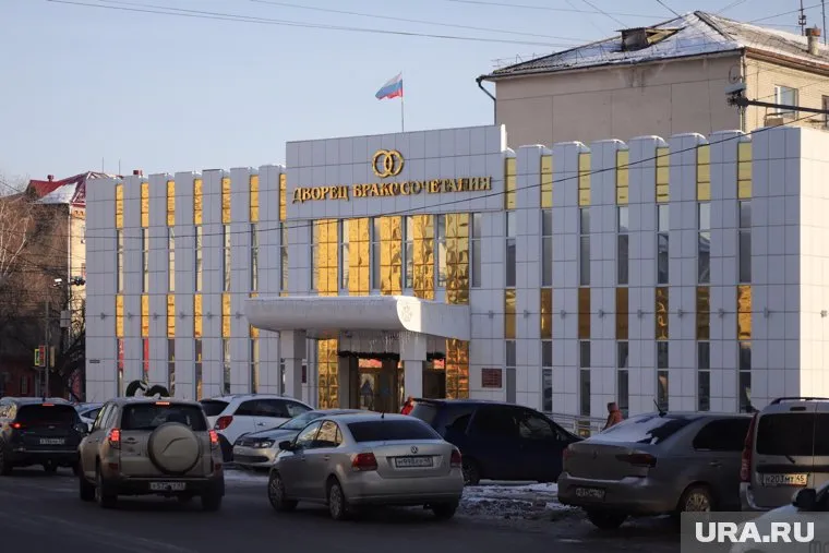 Девушка подаст заявление в ЗАГС, когда вылечится