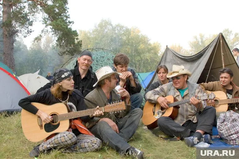 Под руководством фонда барда Митяева организуют турслет авторской песни