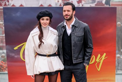 Ава Адамс порно фильмі Қыздардың секс видеосы