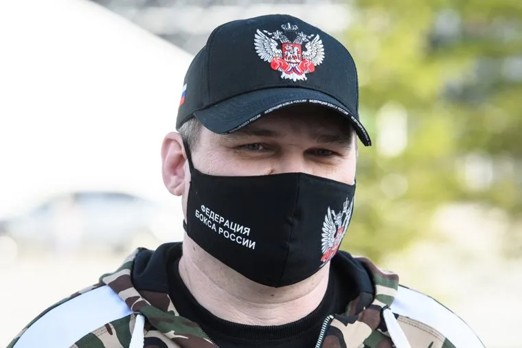 Запуск воздушного шара с портретом маршала Жукова. Екатеринбург