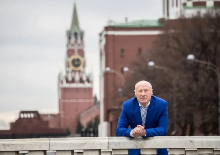 Олег Ситников основал свою первую компанию в Новом Уренгое еще в 1988 году