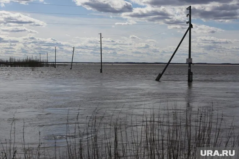 Река Ишим в городе уже превысила отметку в 10,5 метров