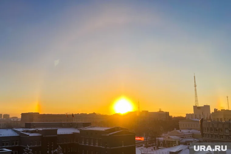 Гало образовалось утром на фоне понижения температуры до -20 и более градусов