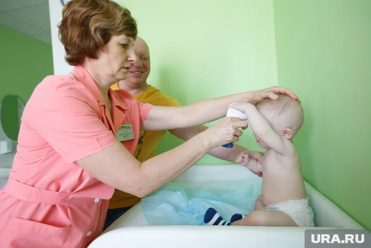 Зарплаты педиатров на Ямале самые высокие в УрФО