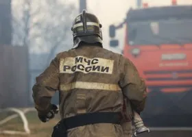 Площадь пожара в промзоне «Уралмашзавода» увеличилась до 4,5 тысячи «квадратов»