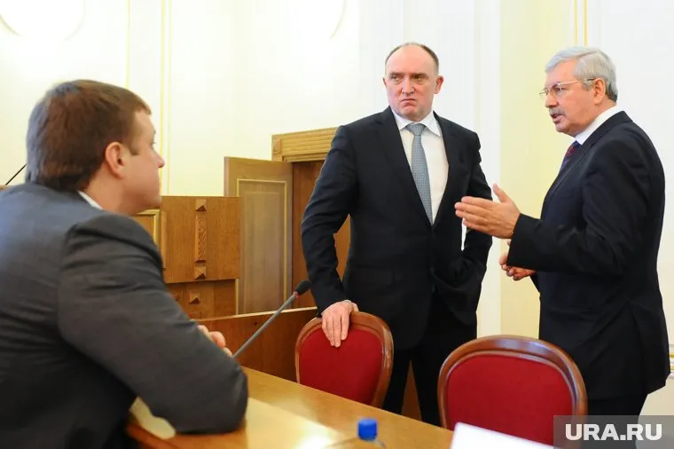 Сандаков уволен по закону о противодействии коррупции