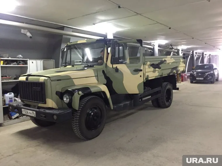 Стилизованный «ГАЗ» с макетами пулеметов жители увидят уже на параде Победы