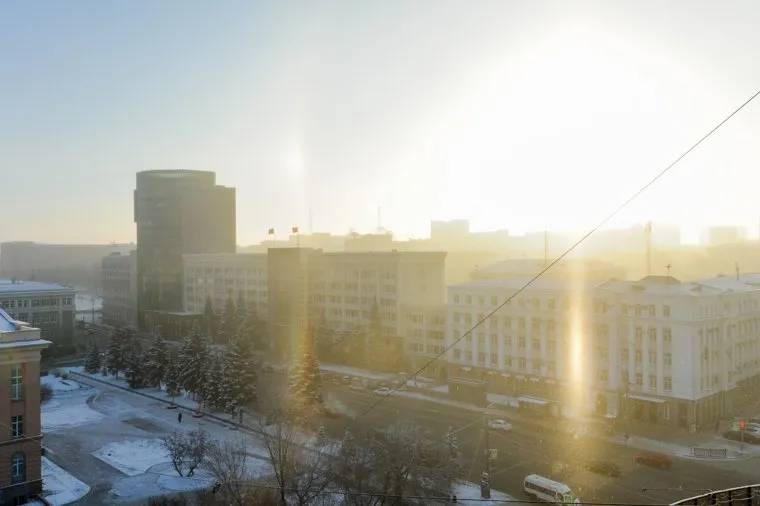 Гало, радуга, смог, мороз. Челябинск