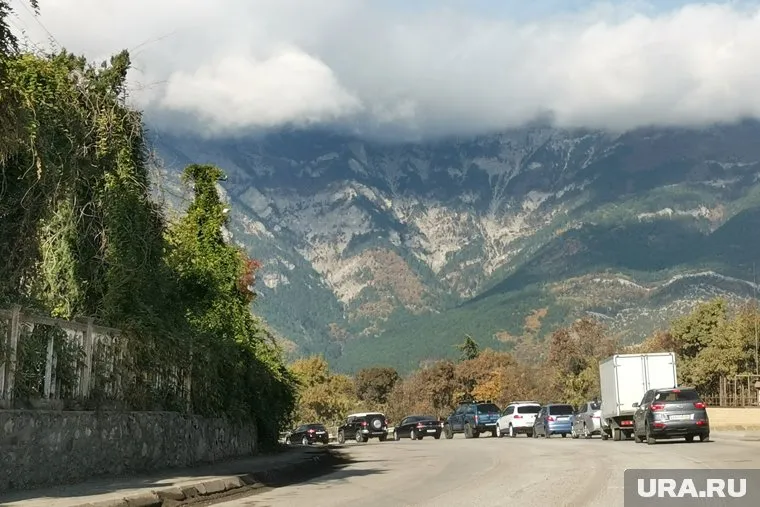Поездки из Екатеринбурга на полуостров отменяют в целях безопасности