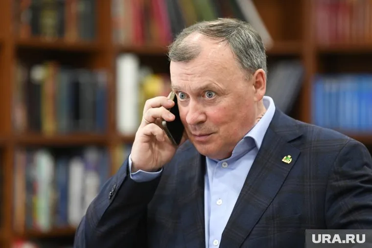 Алексей Орлов заметил в своей команде дискоммуникацию