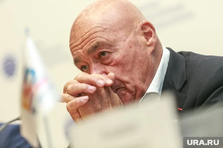 Владимир Познер расценил обыски в редакции URA.RU, как преследование журналистов