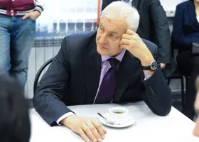 Шпионский скандал в уральском полпредстве может испортить карьеру челябинскому политику