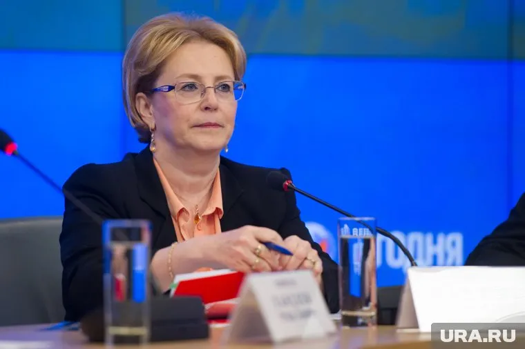 Кальяны, вейпы и электронные сигареты запретят курить в ресторанах