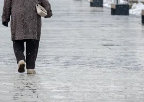 В ноябре почти сотня пермяков обратилась к врачам после падения на скользких улицах