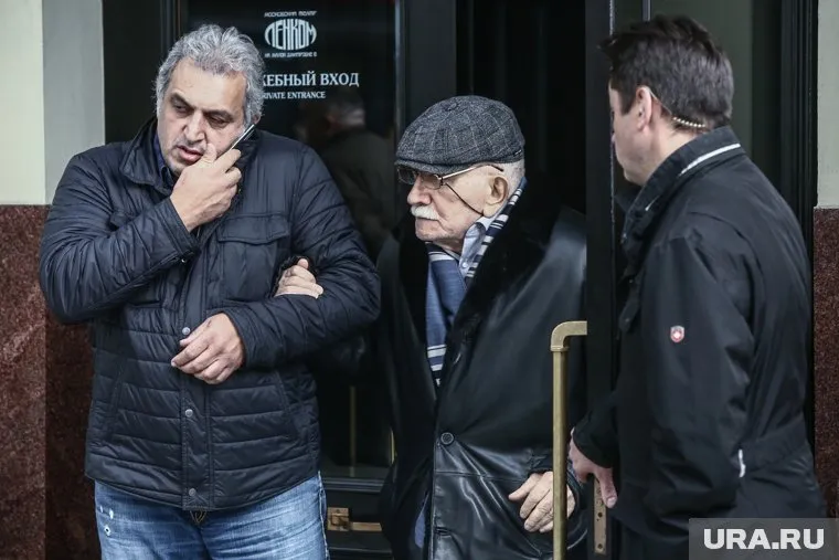 Армен Джигарханян ушел из жизни в ночь с 13 на 14 ноября