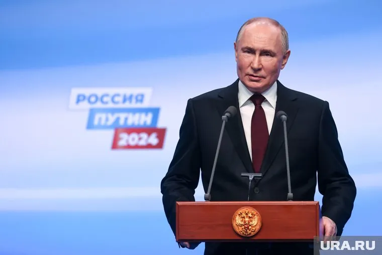 Сберегательный сертификат появится в России в 2024 году, заявил Владимир Путин