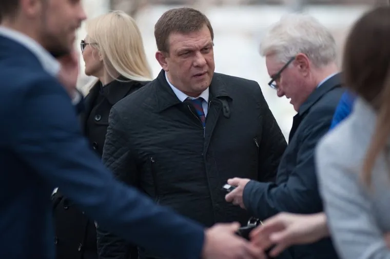 Отделение ЕР на Розы Люксембург (необработанные). Екатеринбург