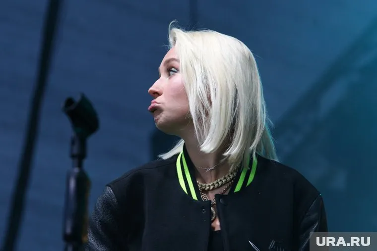 Клава Кока пожаловалась фанатам на политику TikTok