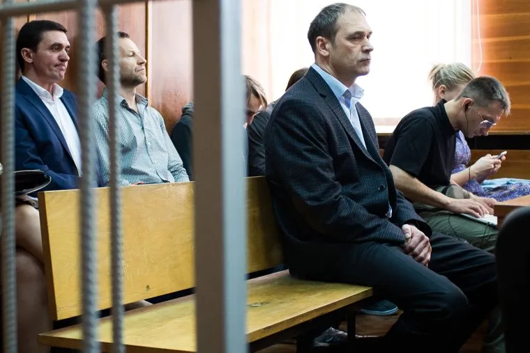 Судебное заседание по делу Александра Бреденко в Верх-Исетском районном суде. Екатеринбург, бреденко александр