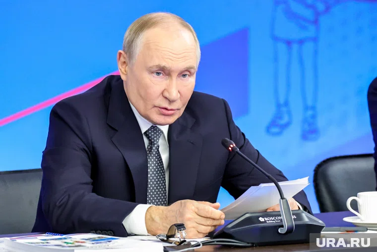 Президент Владимир Путин поставил новые задачи по развитию детско-юношеского спорта в России
