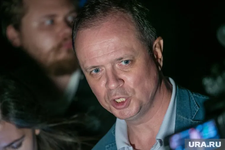 Силовики пришли к нему из-за профессиональной деятельности