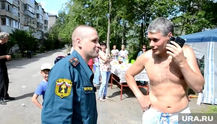 Морозов (справа) создает ТСЖ с перспективой выхода на уровень области