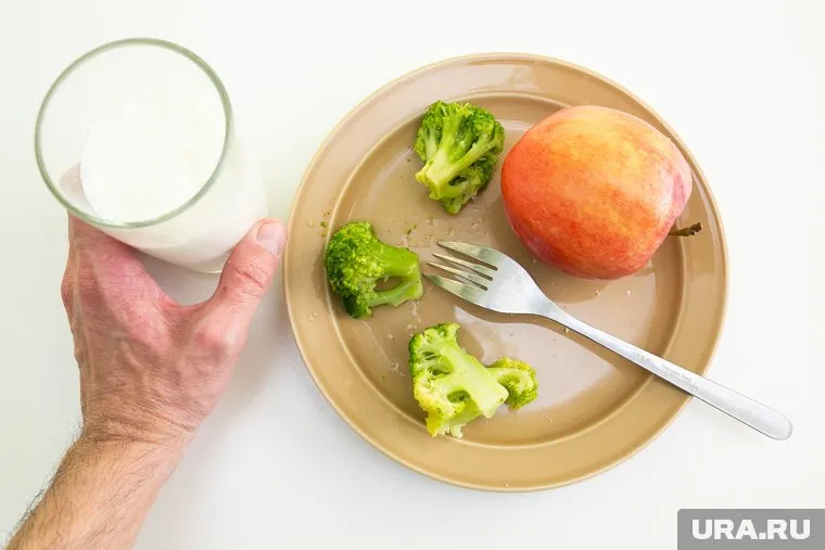 «Лечебное голодание» может привести к развитию остеопороза и инсулинорезистентности, заявила Михалева