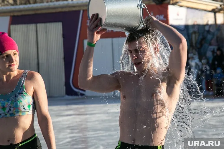 Десятиградусный мороз закаливанию не помеха (архивное фото)