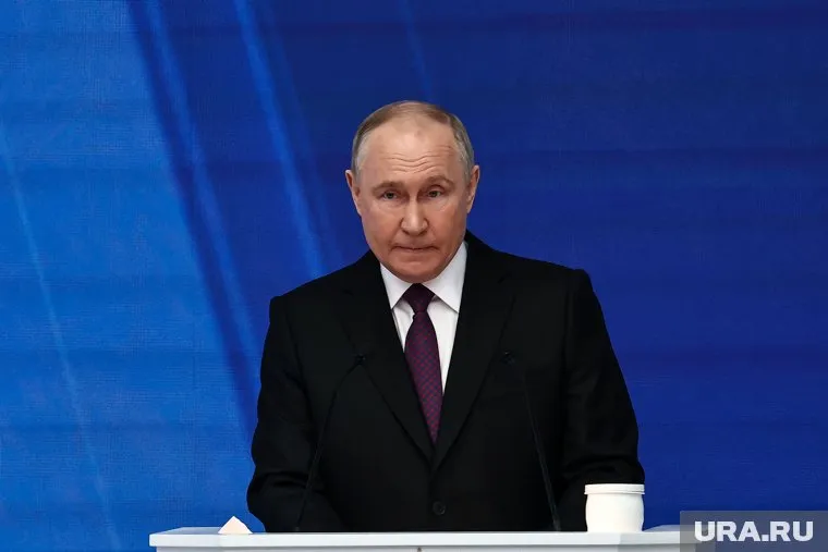 Налоговые изменения ведутся в связи с поручением Владимира Путина, уточнил Дмитрий Песков