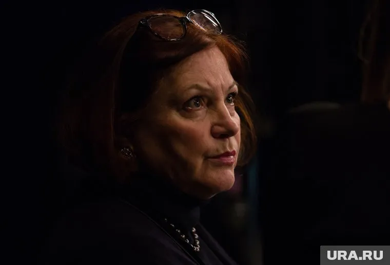 По югорским СМИ пронеслось сообщение: "Царева - все". Известная чиновница вышла на пенсию