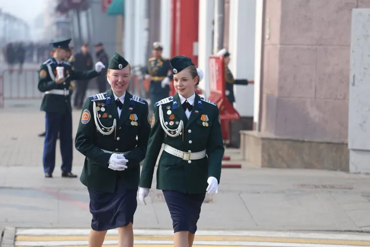 Парад Победы. Точка у сквера. Екатеринбург