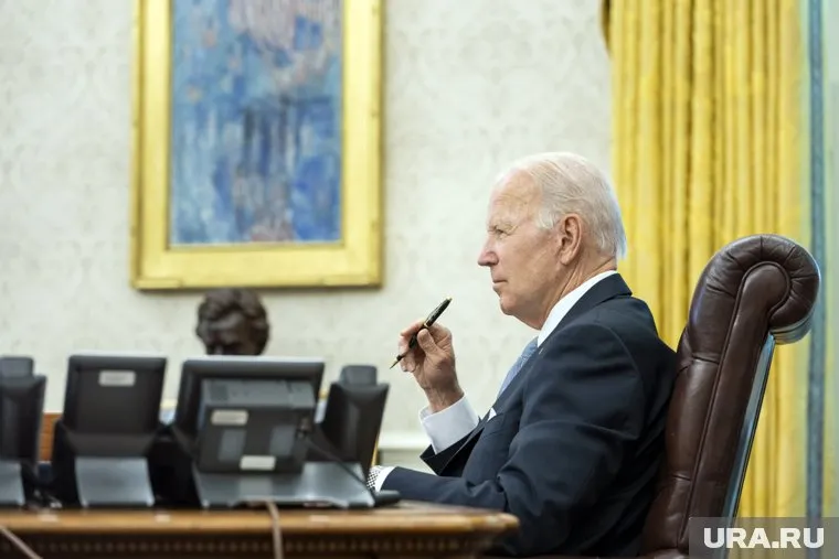 Джо Байден крайне серьезно относится к столкновению военных с НЛО, сообщил Джон Кирби