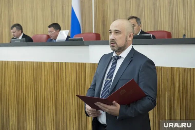 Депутаты освободили от должности Виталия Орешкина