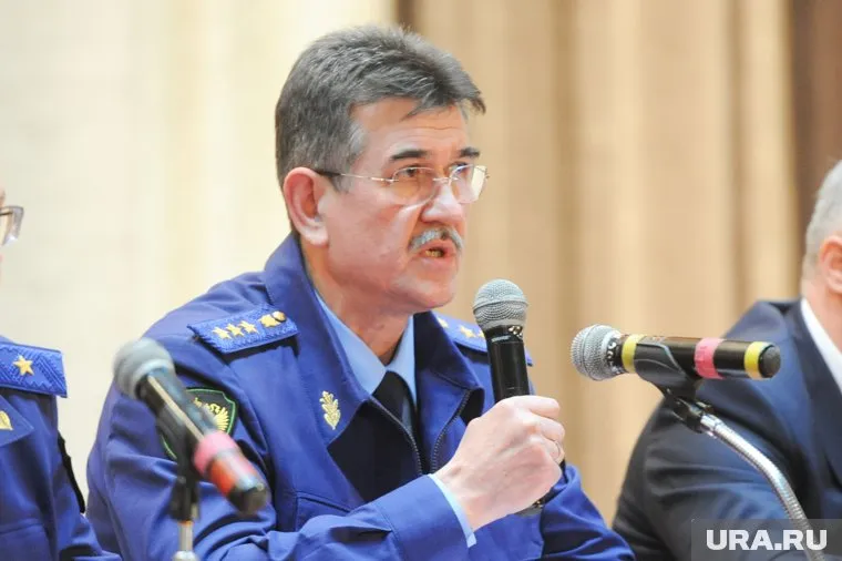 К прокурорам поступило 44 обращения