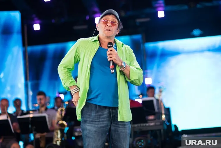 Григорий Лепс не будет обращать внимания на «антироссийский» закон Порошенко во время гастролей в Крыму