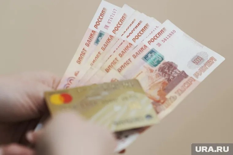 Медики Шадринской ЦРБ не получили федеральные выплаты за март