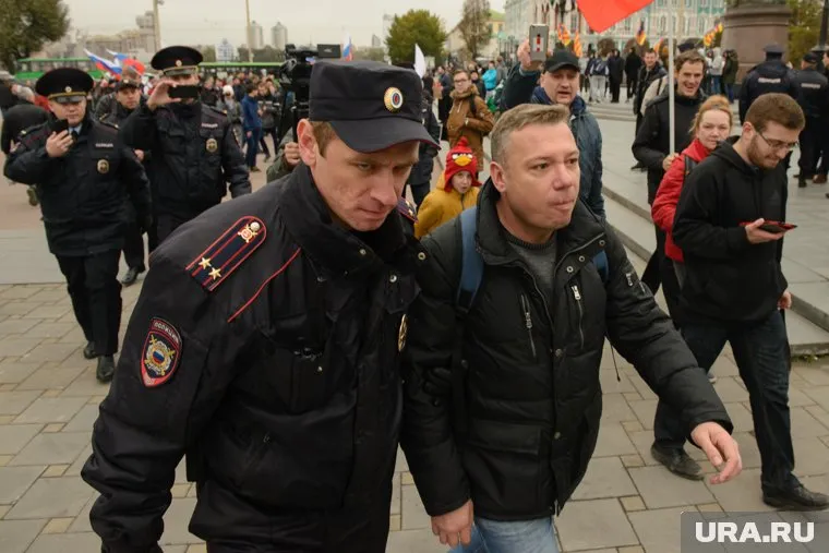 Виктор Бармин оказался в числе задержанных