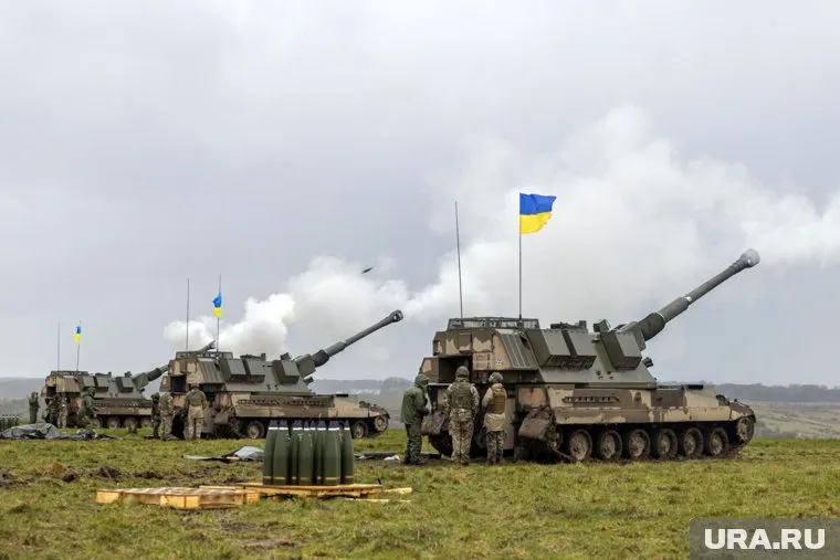 ВСУ применили фосфор на запорожском направлении, заявил военврач ВС РФ