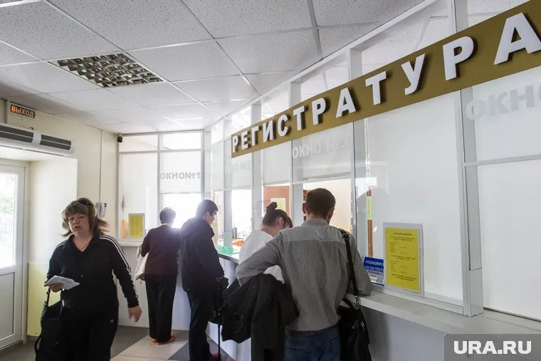 Из-за коронавируса тюменцы не смогут попасть на прием в поликлиники